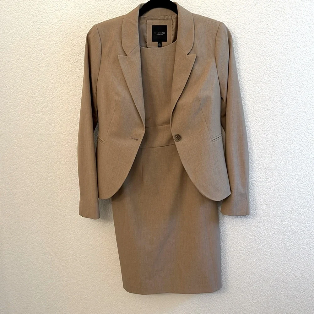 The Limited  Dress with matching blazer The limited collection  size 2 - Picture 3 of 8